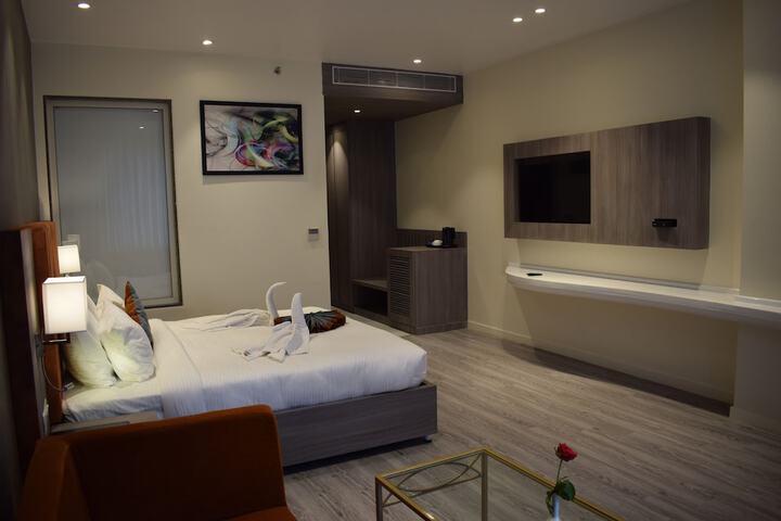 Room 8 of 52