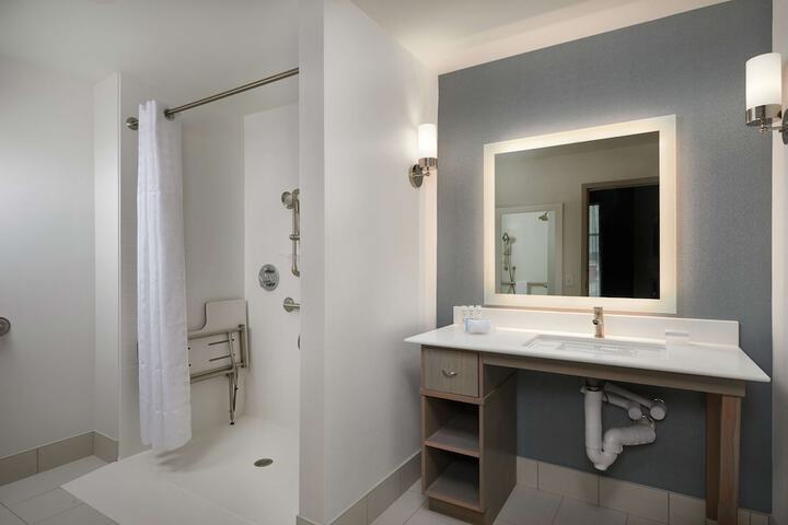 Bathroom shower
