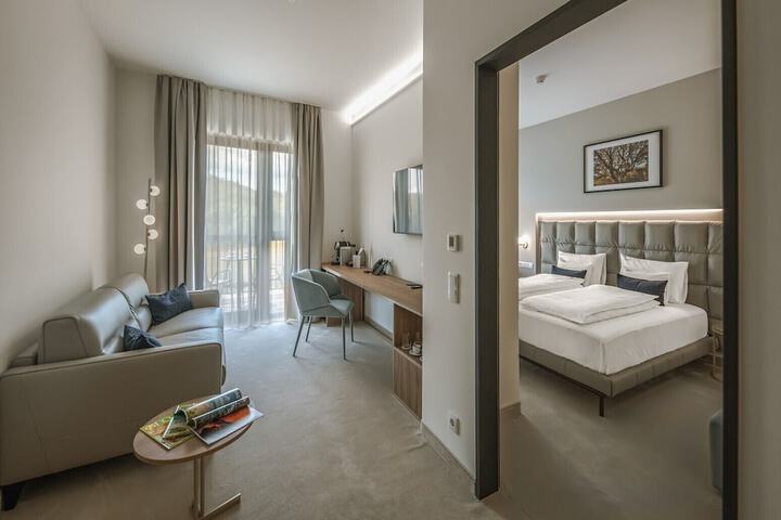 Room 19 of 117