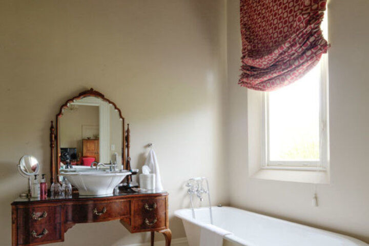 Room 14 of 47