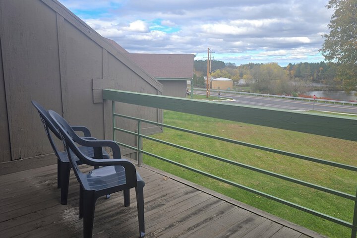 Terrace/Patio 24 of 34