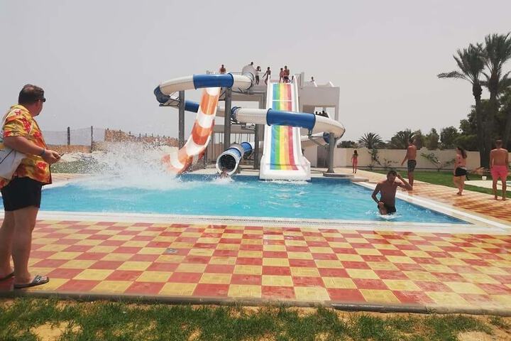 Pool 9 of 22
