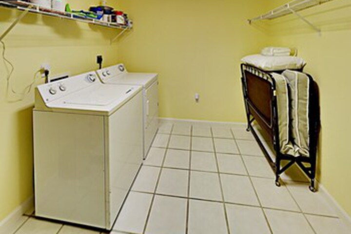Room 29 of 65