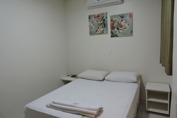 Room 10 of 65