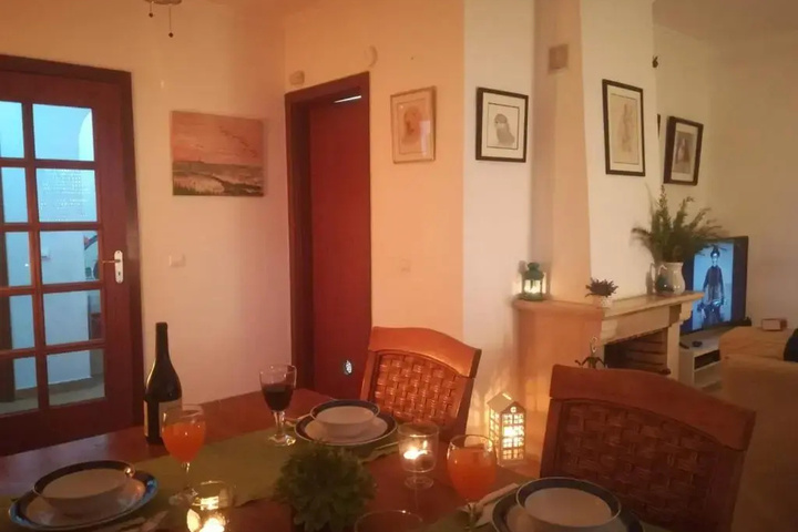 Dining 21 of 23