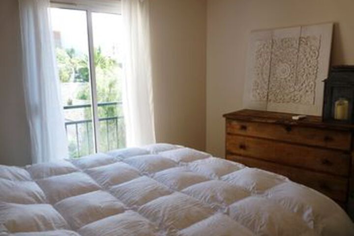 Room 13 of 30