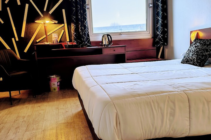 Room 44 of 113
