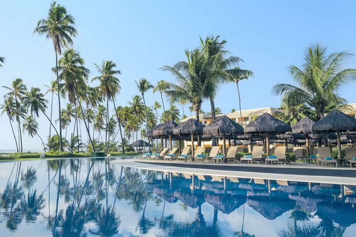Hotel with Pool