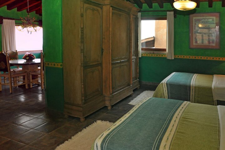 Room 13 of 84