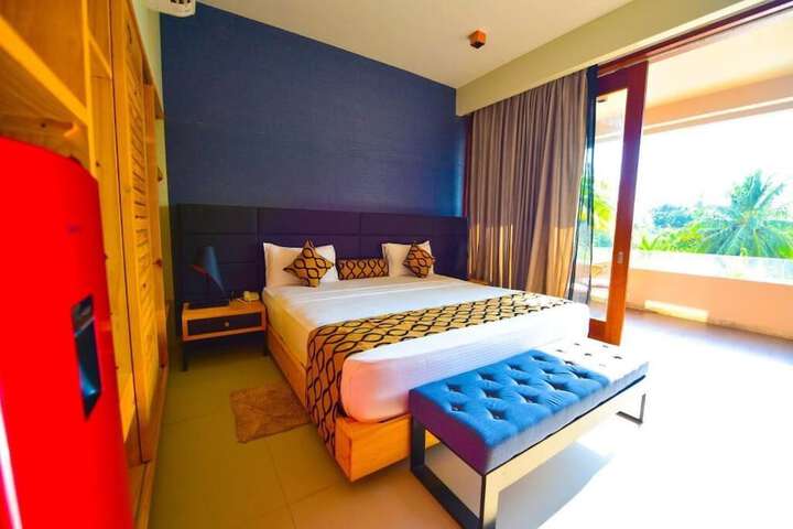 Room 5 of 36