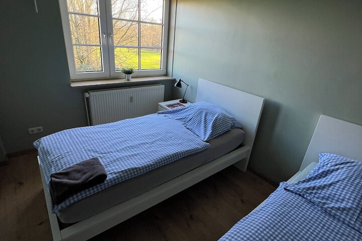 Room 13 of 91