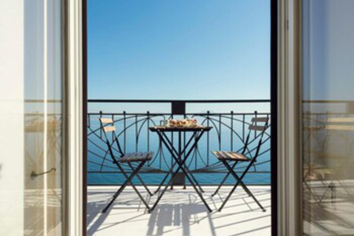 Terrace/Patio 5 of 24