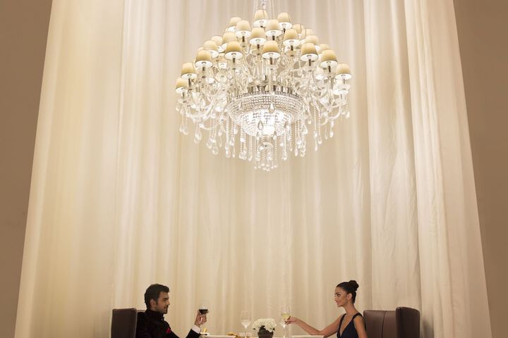 Dining 32 of 57