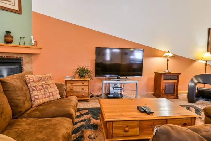 Room 2 of 22