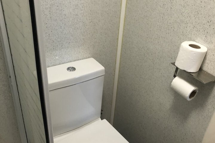 Room 16 of 33