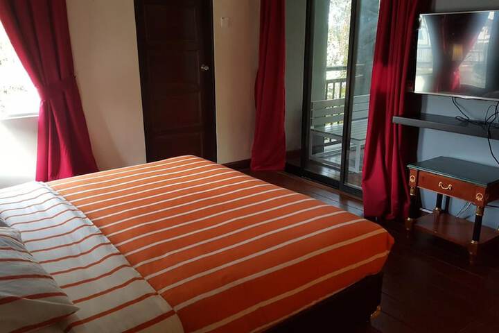 Room 13 of 46