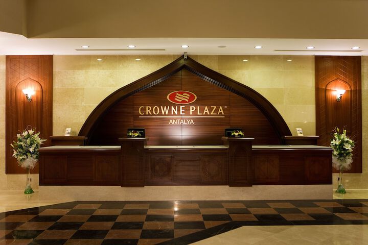 Hotel Lobby