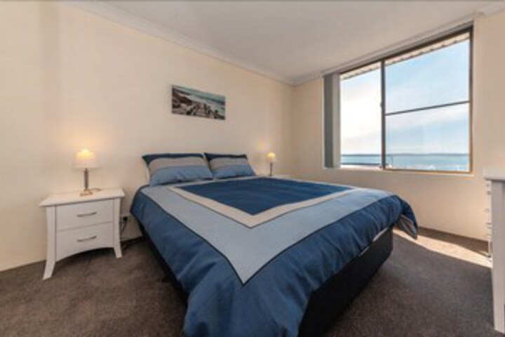 Room 15 of 17