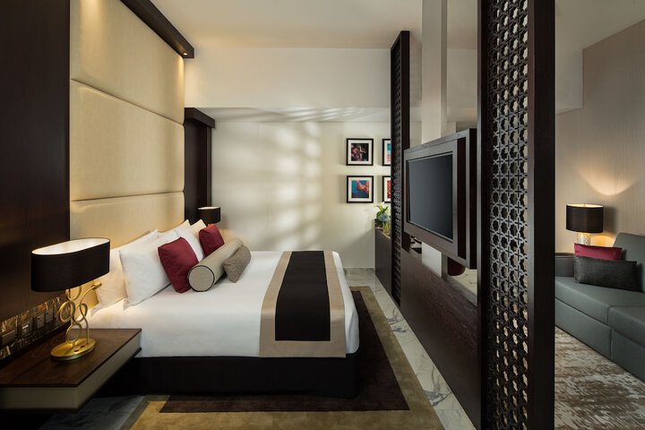 Room 4 of 62