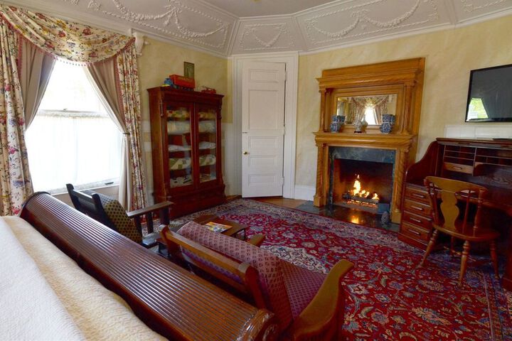 Room 40 of 155