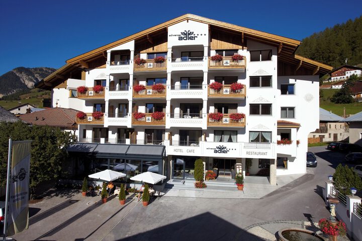 Hotel 82 of 85