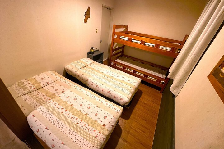 Room 5 of 22