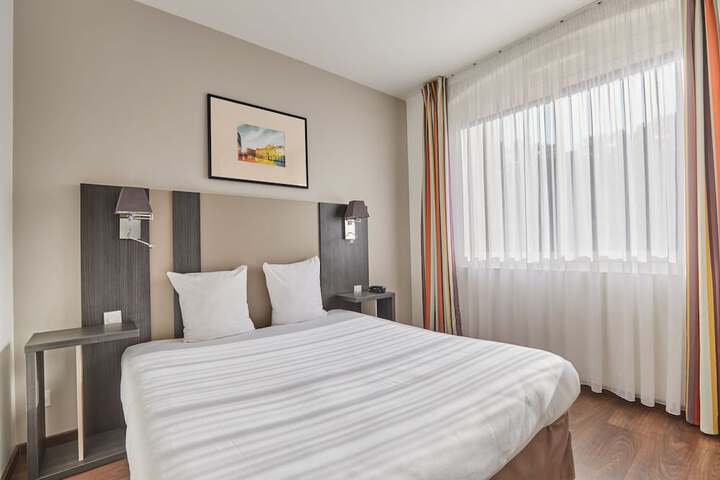 Room 36 of 115