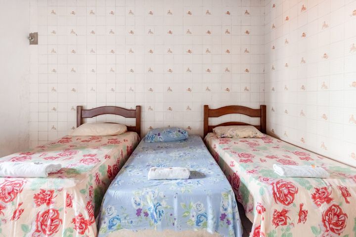 Room 22 of 36