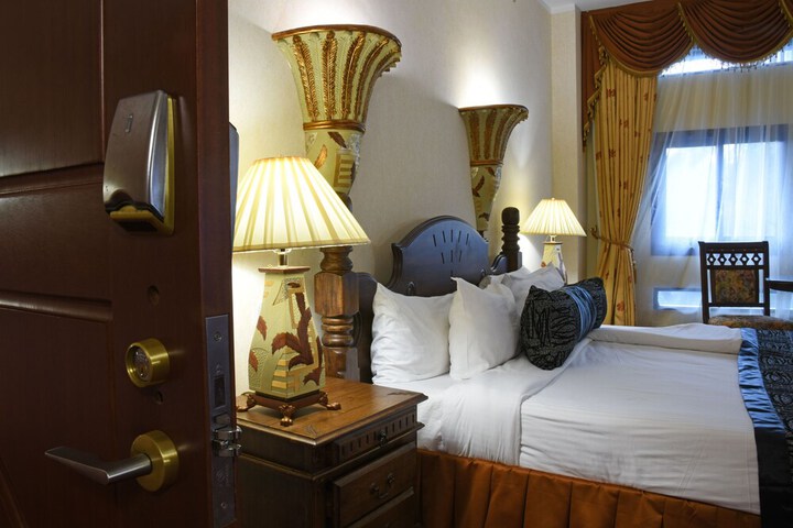 Room 20 of 52