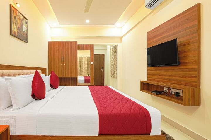 Room 10 of 21