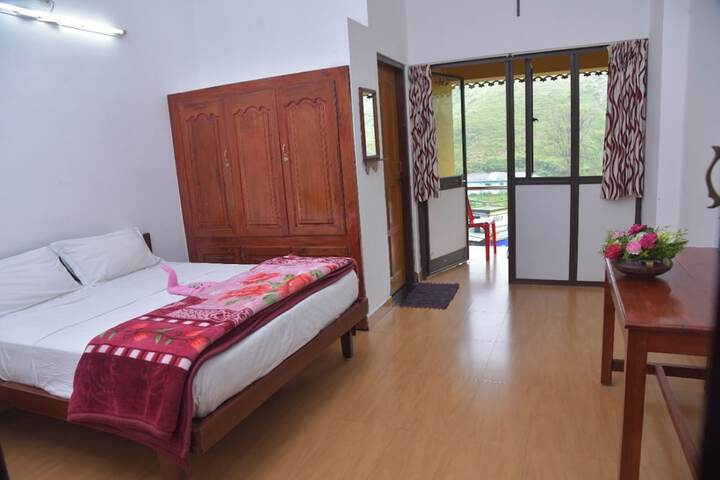 Room 14 of 26
