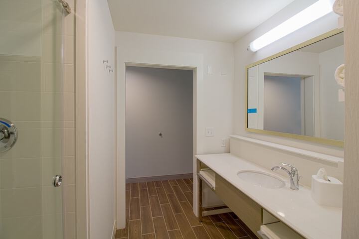 Room 19 of 42