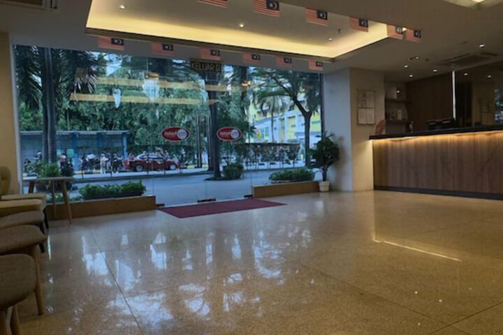Guest Lobby