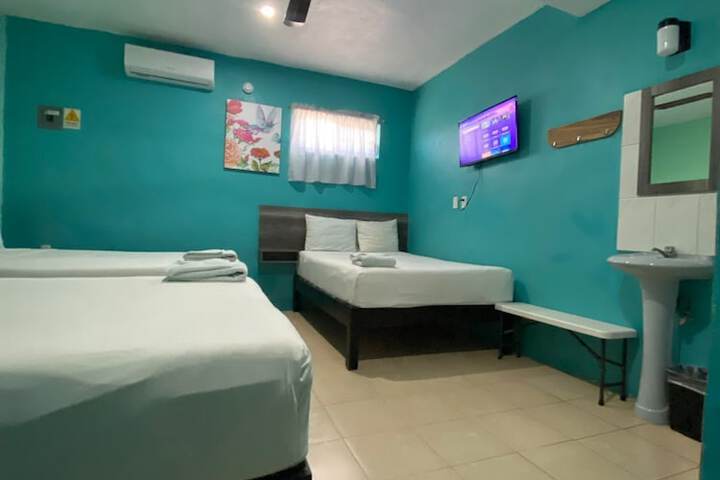 Room 15 of 33