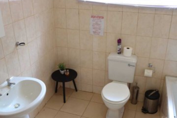 Room 19 of 34