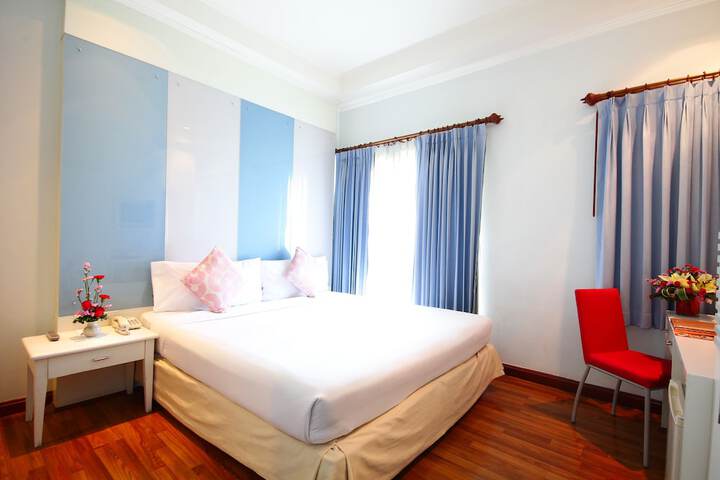 Room 21 of 64