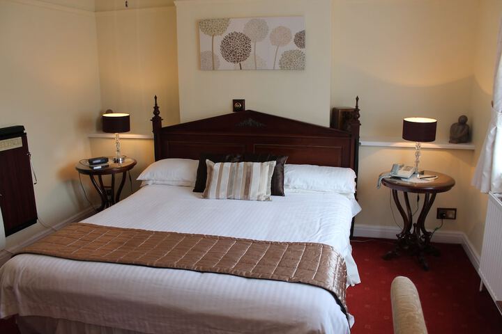 Room 9 of 53
