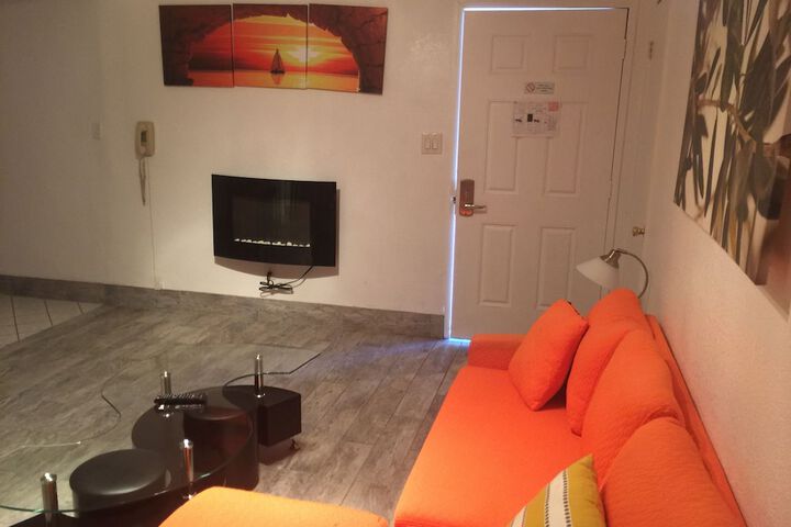 Room 20 of 38