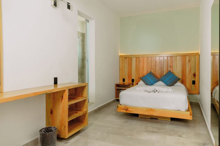 Room 14 of 95
