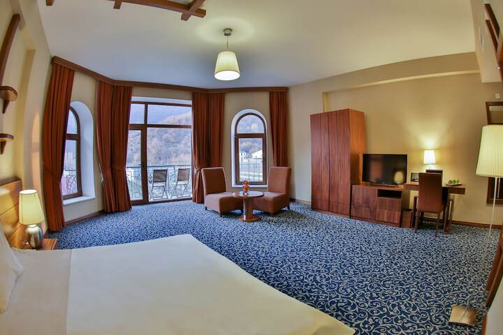 Room 21 of 65