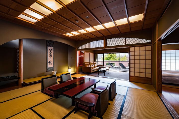 Room 12 of 63