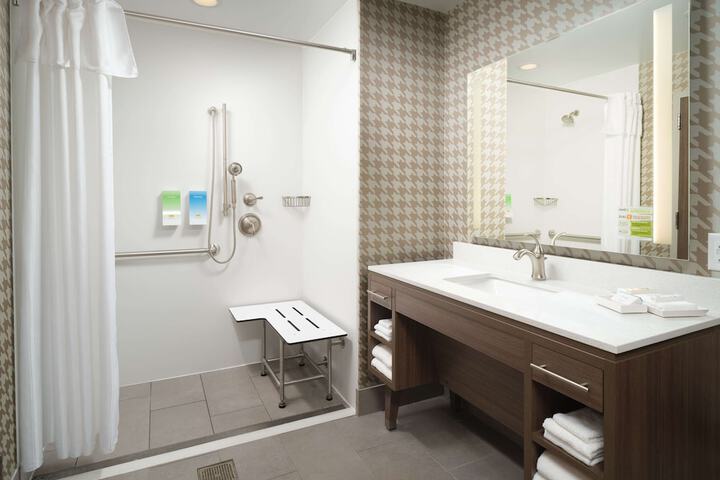 Bathroom shower