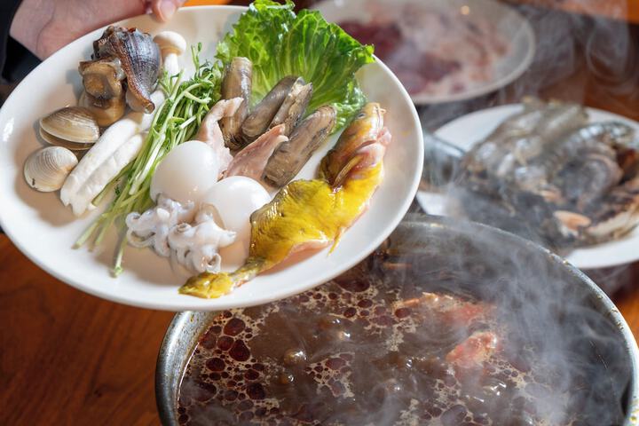Dining 105 of 148