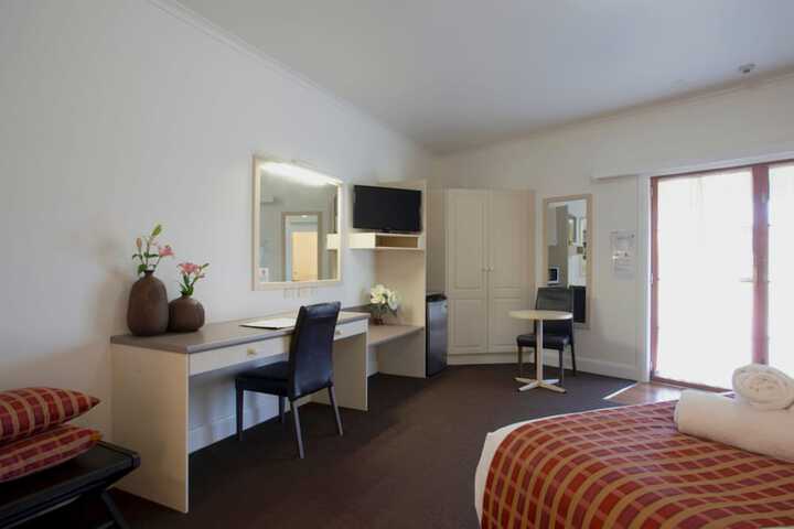 Room 26 of 48