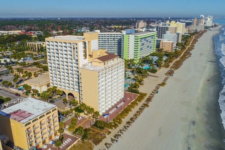 Exterior of Sea Mist 20703
