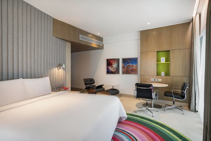 Room 10 of 45