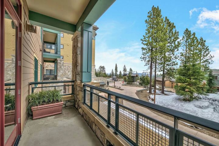 Terrace/Patio 42 of 64