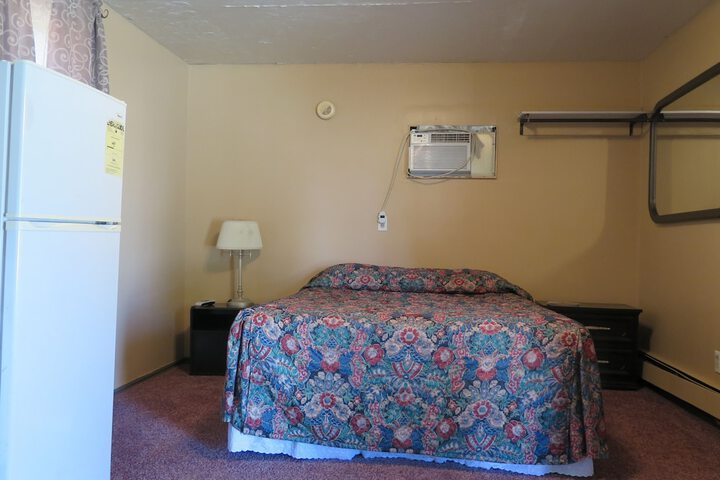 Room 14 of 38