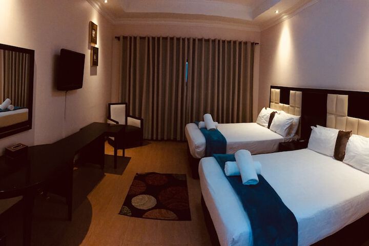 Room 19 of 27