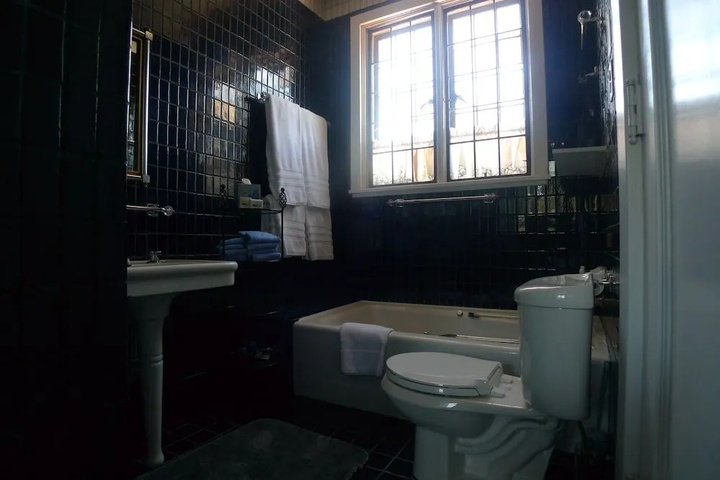 Bath Interior